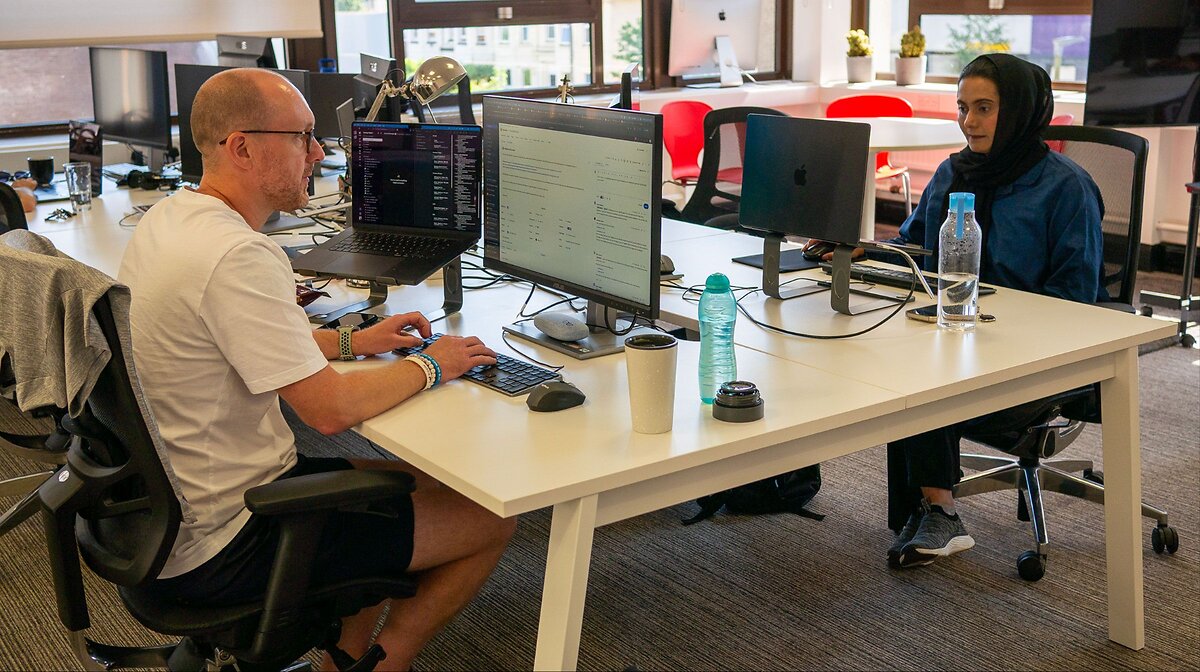 Project Manager and SEO Expert at work